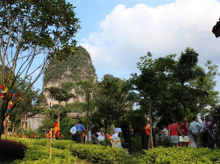 Dragon River Retreat Hotell Yangshuo Exteriör bild